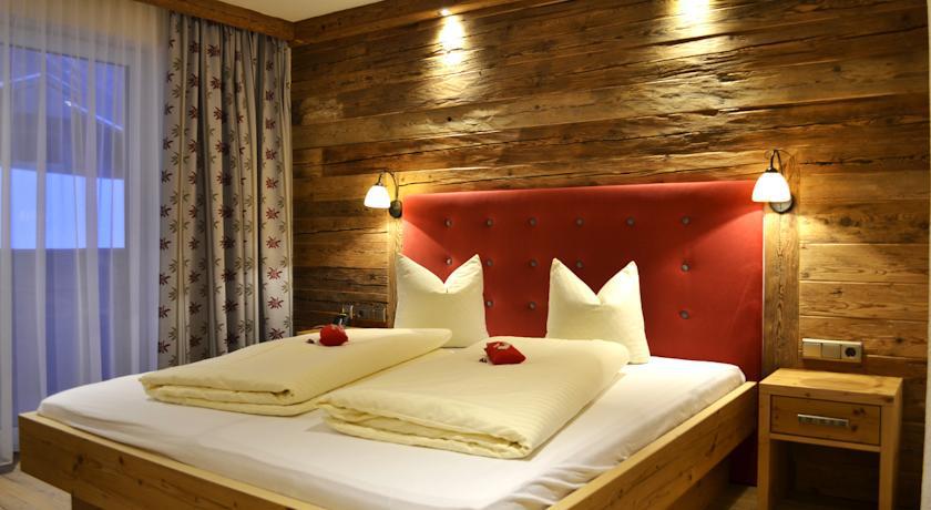 Pension Alpenperle Holzgau Cameră foto